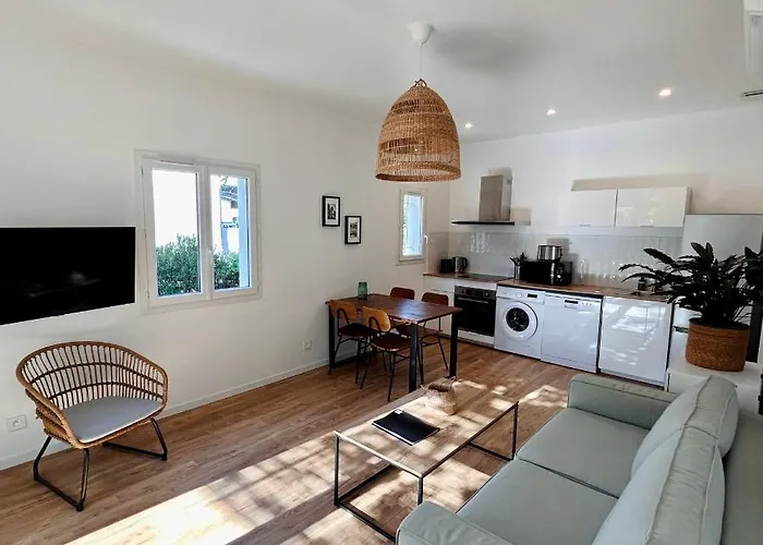 Le Rossignol 3, Aiguebelle Plage, * Le Lavandou